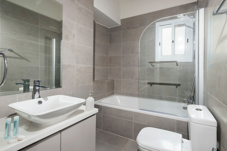 Bathroom 3, Resitour - Apollo Beach Villas