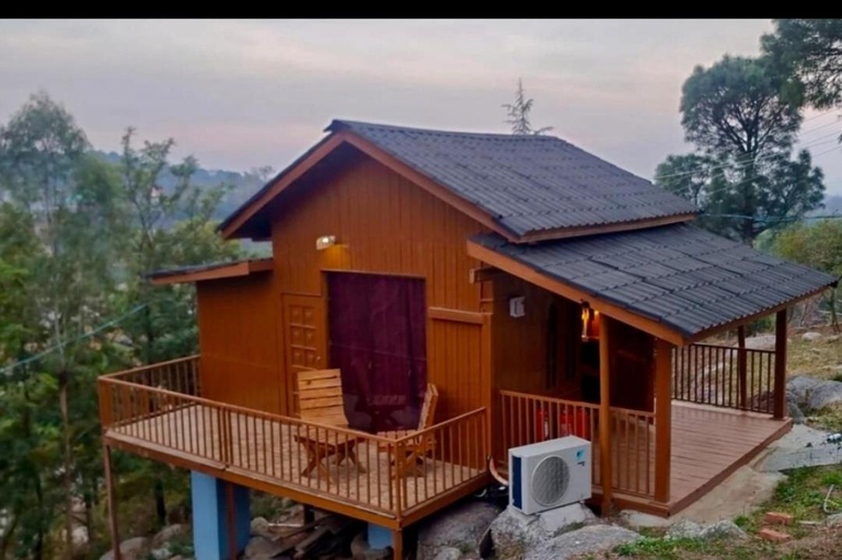 Exterior & Views 2, Aarin Retreatt, Kangra