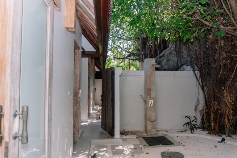 Bathroom 23