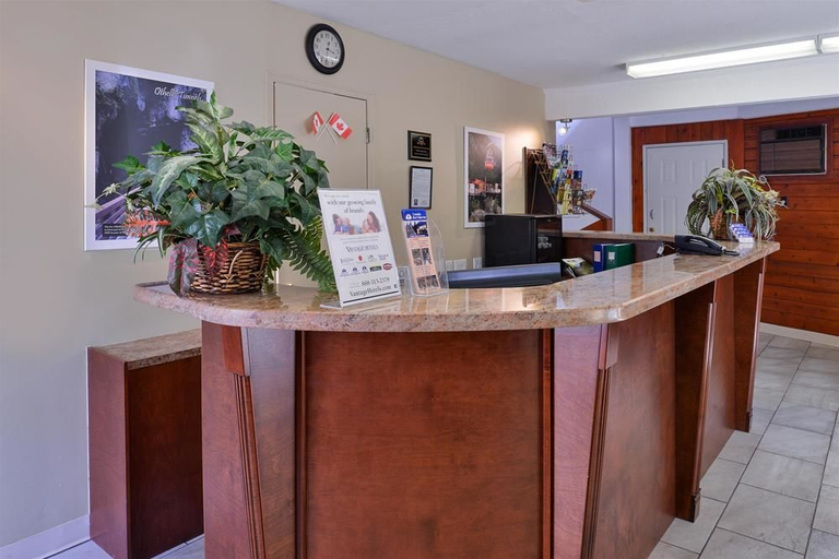 2, Hope Inn and Suites, Fraser Valley