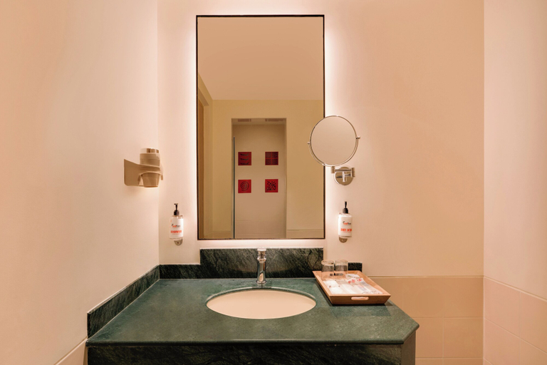 Bathroom 4, Red Fox by Lemon Tree Hotels, Hyderabad, Hyderabad