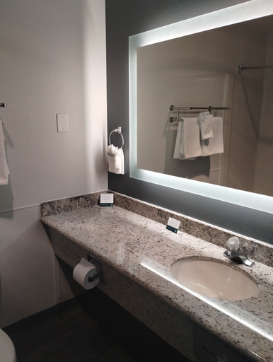 Bathroom 4