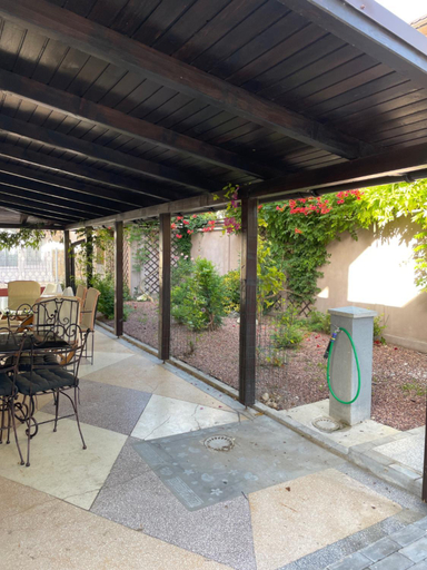 Others 4, Casa Alba Paflora Saturn, Mangalia
