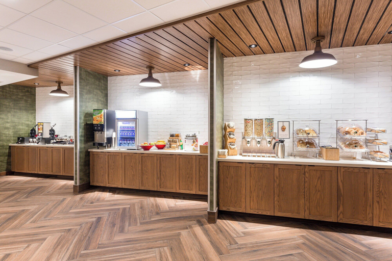 Food & Drinks 5, Fairfield Inn & Suites Jasper, Dubois
