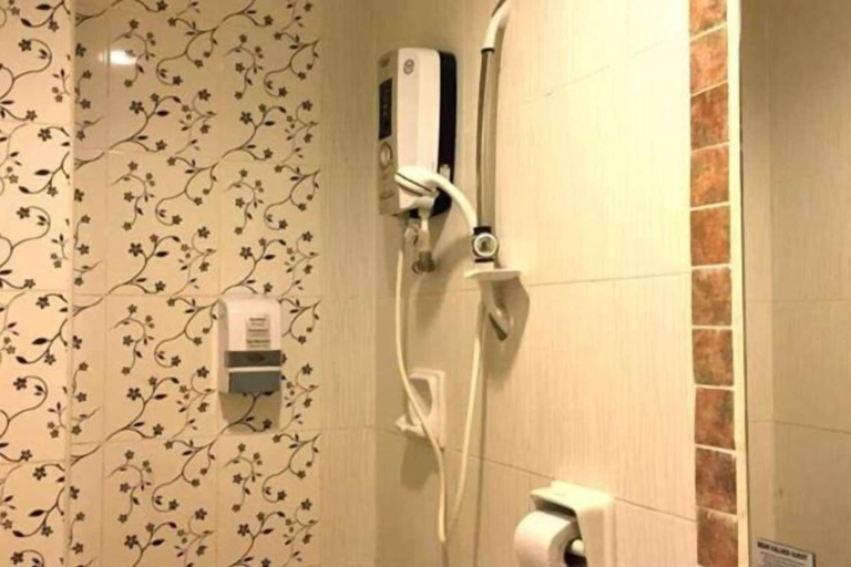 Bathroom 7
