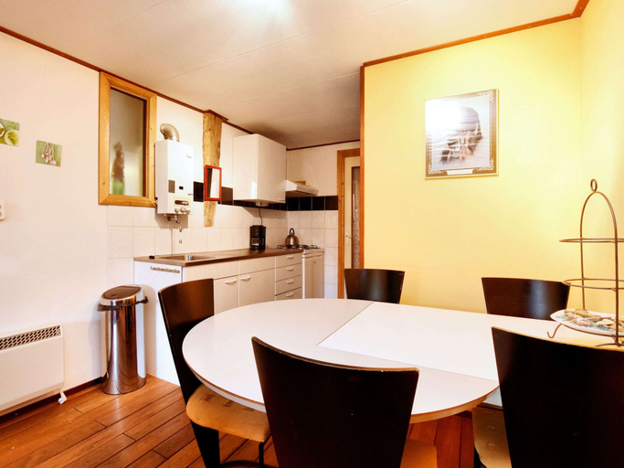 Others 4, Rustic Farm Stay in Rogery, Luxembourg
