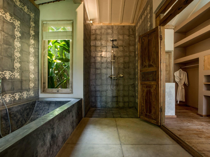 Bathroom 5, Villa Mannao Kerobokan, Badung
