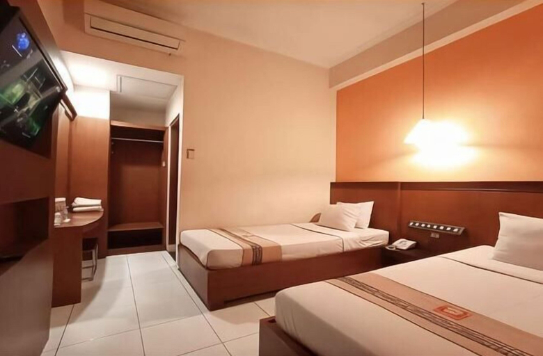 Bedroom 25