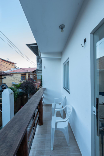 Others 3, Flats Ledy, Cairu