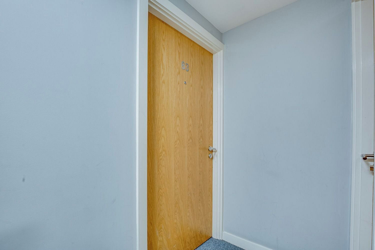 Others 3, Sheffield 3rd fl City Studio Apartment, Sheffield
