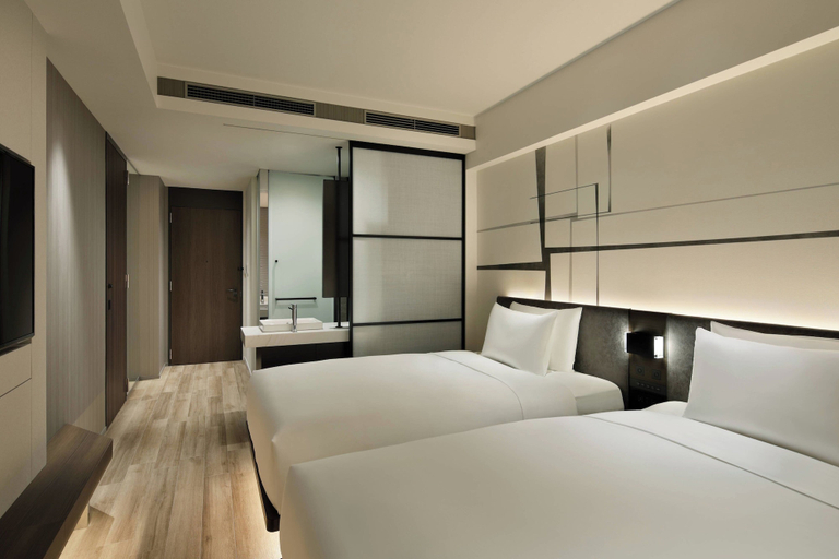 Bedroom 2, AC Hotel by Marriott Tokyo Ginza, Chūō