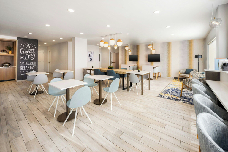 Food & Drinks 5, TownePlace Suites Dothan, Houston