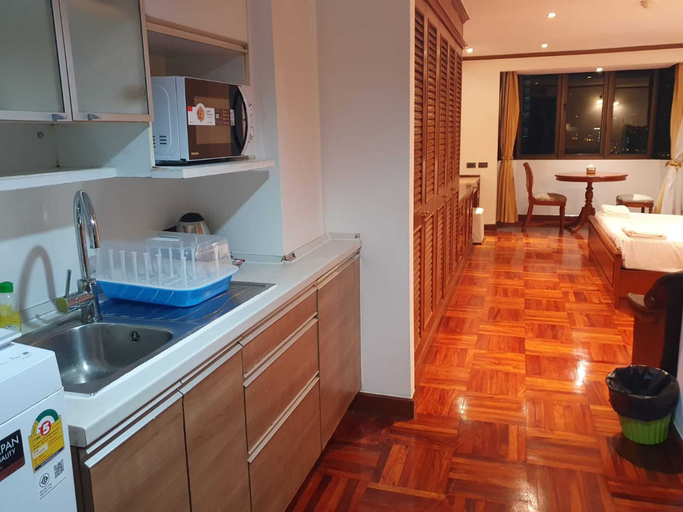 Dining Room 5