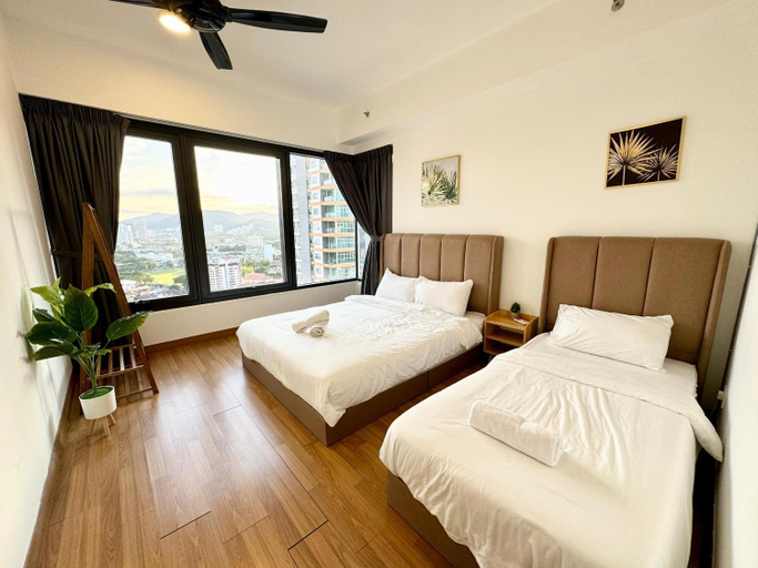 Bedroom 3, Tropicana 218 Macalister by CC, Penang Island