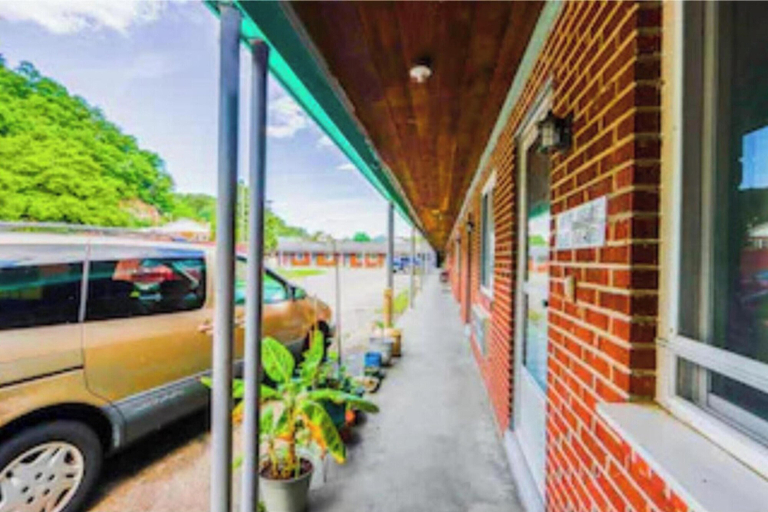 Travelers Inn by OYO Beaver, Hwy 19, Raleigh