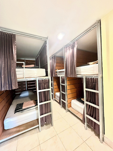 Bedroom 4, Tnon Samui Hostel, Ko Samui