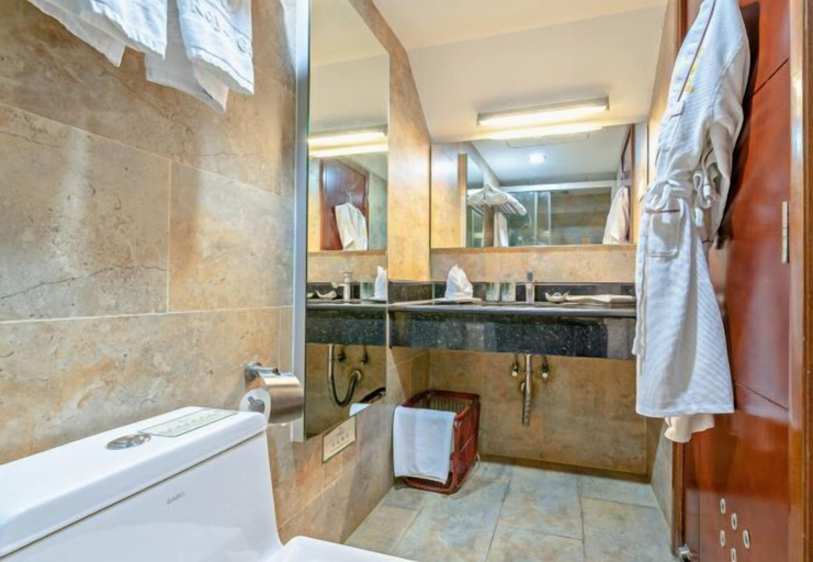 Bathroom 8
