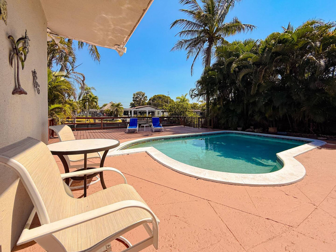Room 4, Waterfront Florida Vibes and Views - King Bed, Broward