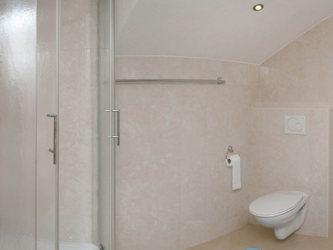 Bathroom, Apartment in Aschau Near Ski Hochzillertal, Schwaz