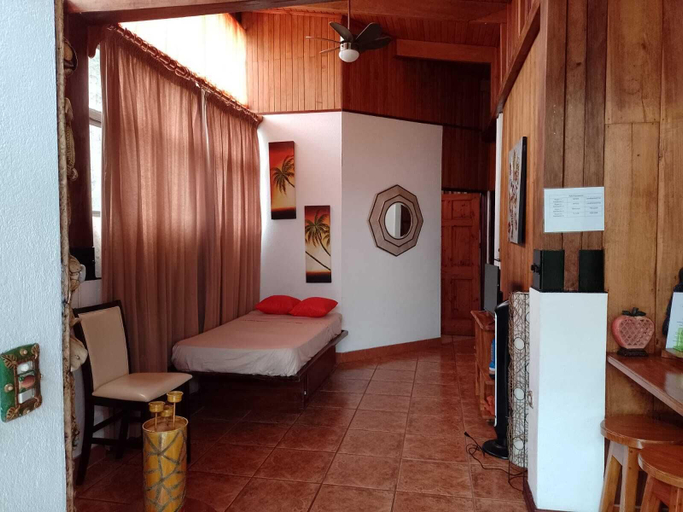 Bedroom 4, Natural Pacific Suites, Aguirre