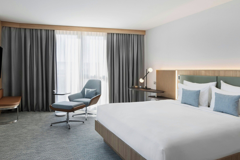 Bedroom 30