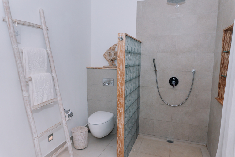 Bathroom 24