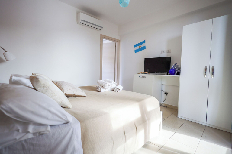 Bedroom 5, Cilento Holiday Village, Salerno