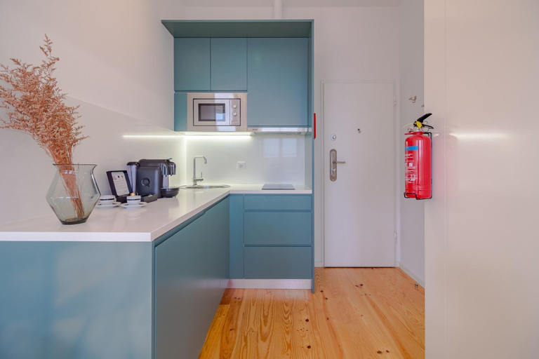 Others 5, Tower 1F in Oporto With 1 Bathrooms, Porto