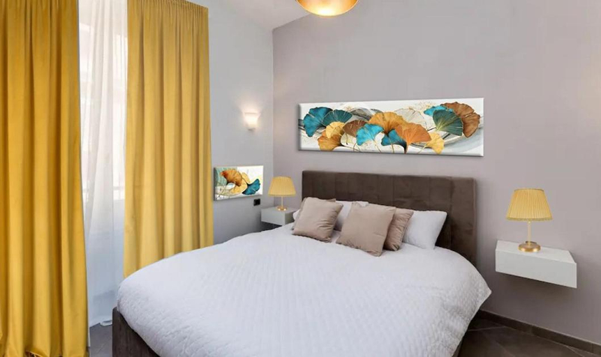 Bedroom, Sistine Chapel suite apartment, Roma