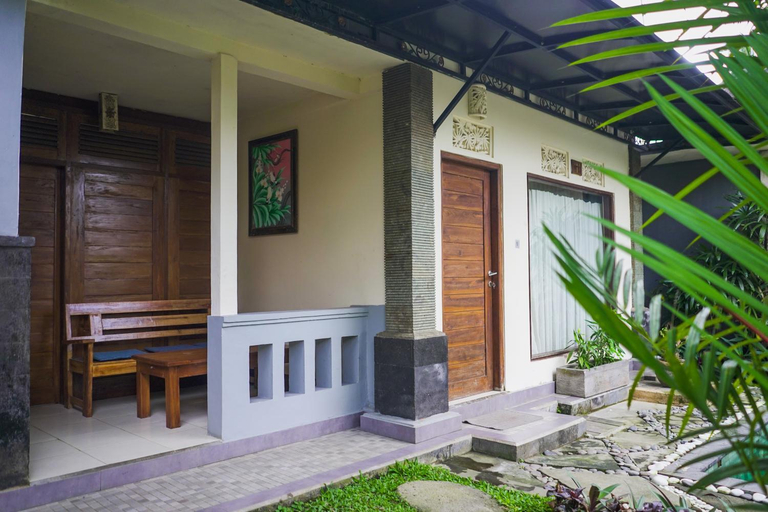 Exterior 6