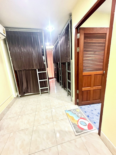Bedroom 5, Tnon Samui Hostel, Ko Samui
