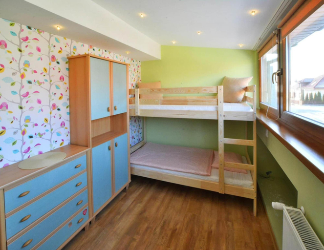 Room 5, Comfortable Holiday Home With a Garden, Kolobrzeg, Kołobrzeg
