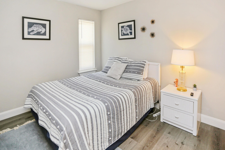 Bedroom 1, Buckeye Beach House, Gulf