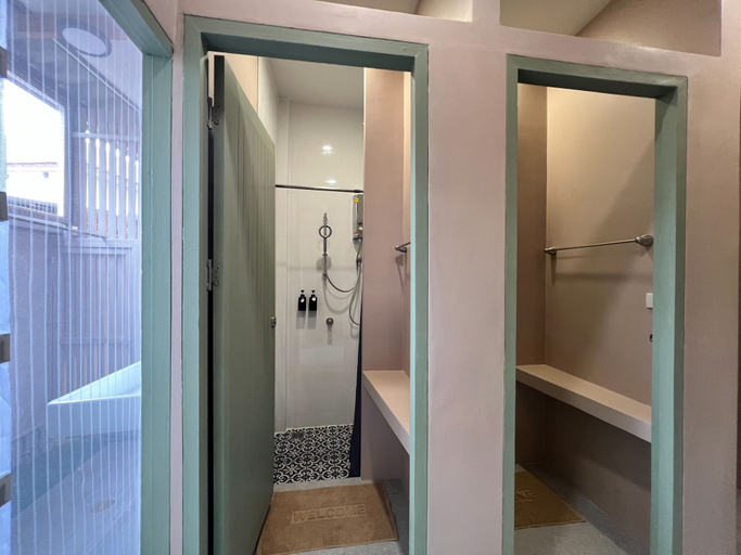Bathroom 6