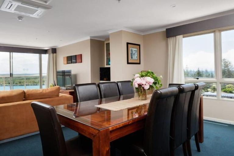 Dining Room 28