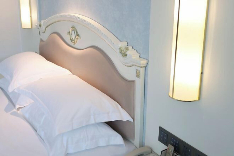 Bedroom 5, Honor Hotel, Quanzhou