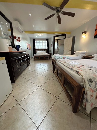 Bedroom 3, All Seasons Belize