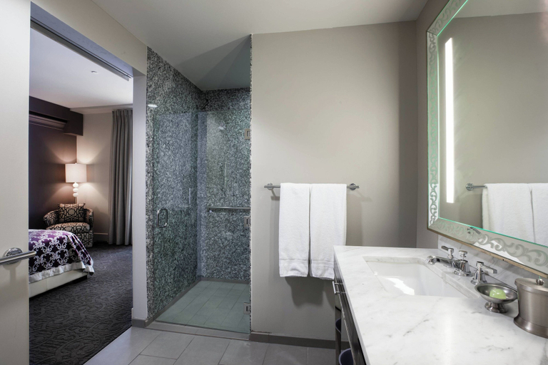 Bathroom 4