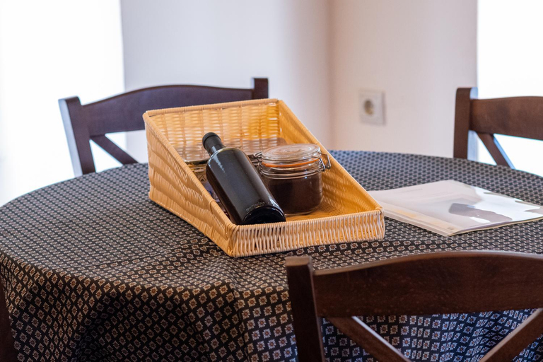 2, AROANIA suites, West Greece