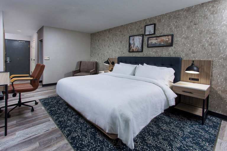 Bedroom 3, Four Points by Sheraton Appleton, Outagamie