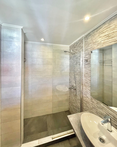 Bathroom 5, Votsalakia Hotel, North Aegean