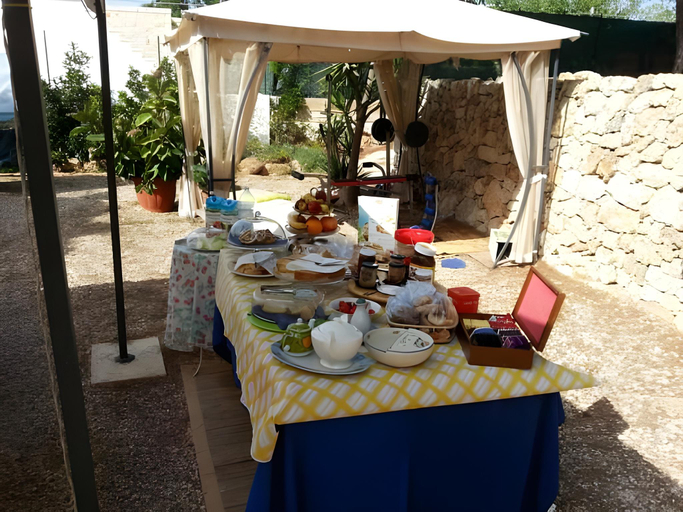 Others 4, B&B Yatabui, Lecce
