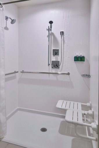 Bathroom 4, Courtyard by Marriott Petoskey at Victories Square, Emmet