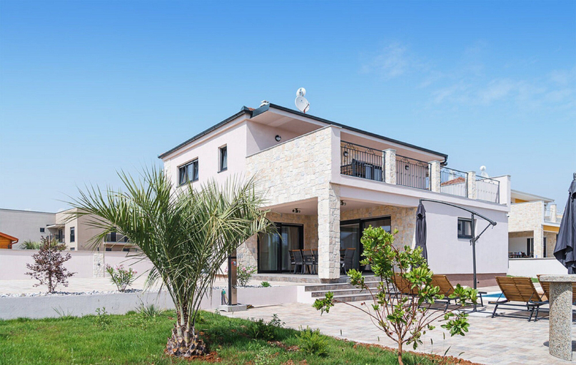Exterior & Views 2, Basilica Villas, Marčana