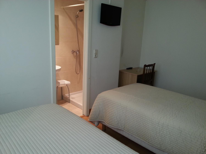 Bedroom 12