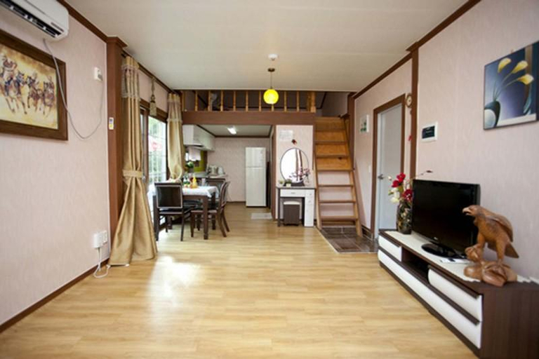 Others 3, Miryang Mirpia Pension, Miryang