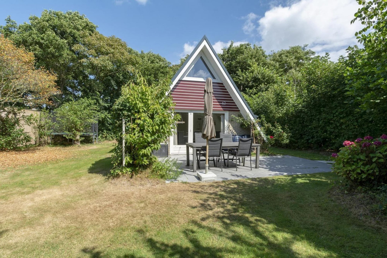 Outdoor dining 3, Seaside Getaway With Terrace, Zijpe