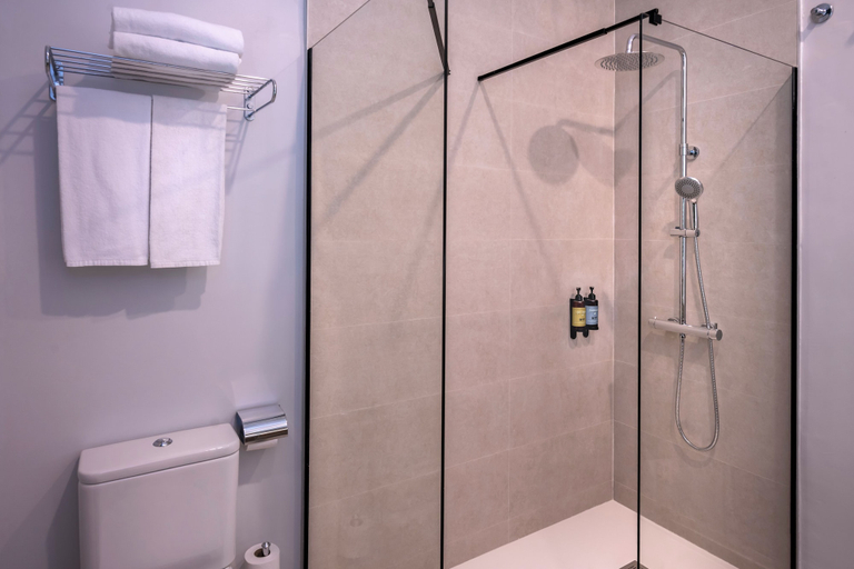 Bathroom 4, Serhs Carlit Boutique Hotel, Barcelona