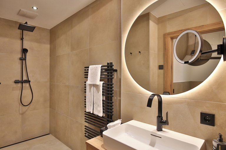 Bathroom 4, Das Goldjuwel, Sankt Johann im Pongau