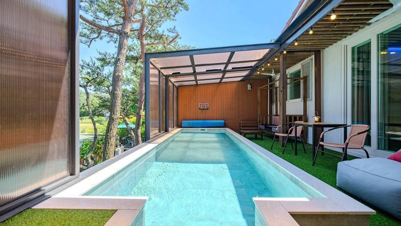 Others 5, Daebudo (Youngheungdo) Sopoonjae Pool Villa, Ongjin